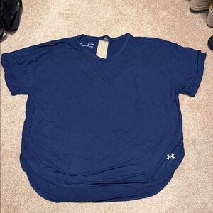 Under Armour Deep Blue Athletic Tee with open back detail size XL